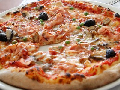 corner-pizza-Al-Funghi